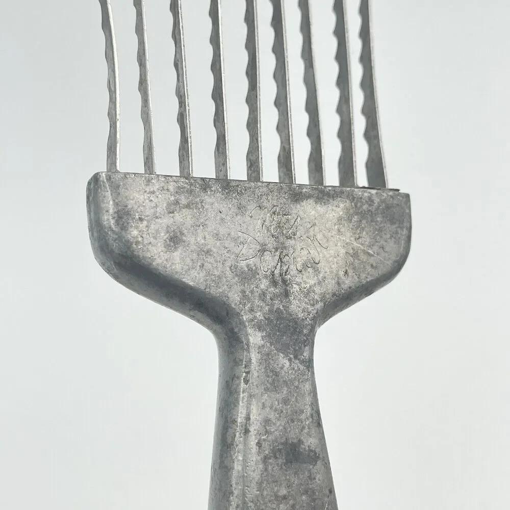 Damar Products Vintage Egg Slicer Cheese Cutter Aluminum Newark NJ Made in Italy